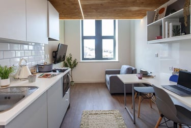 1 bed studio, North Road, City Centre, Lancaster, LA11NS - Image 1